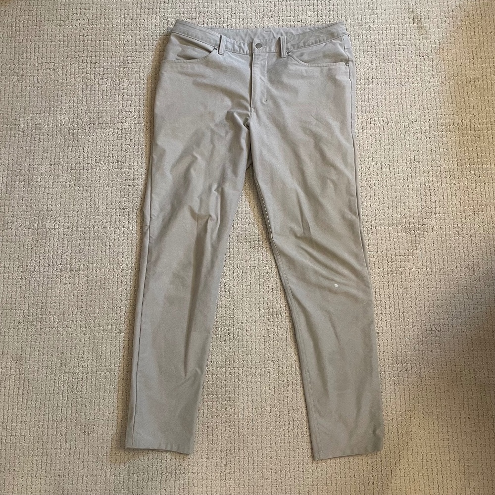 Lululemon ABC Slim-Fit 5 Pocket Pant 32L *Utilitech (Color: Seal Grey; Size: 33)